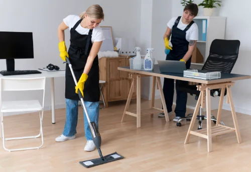 Nettoyage de bureau professionnel à Conie-Molitard